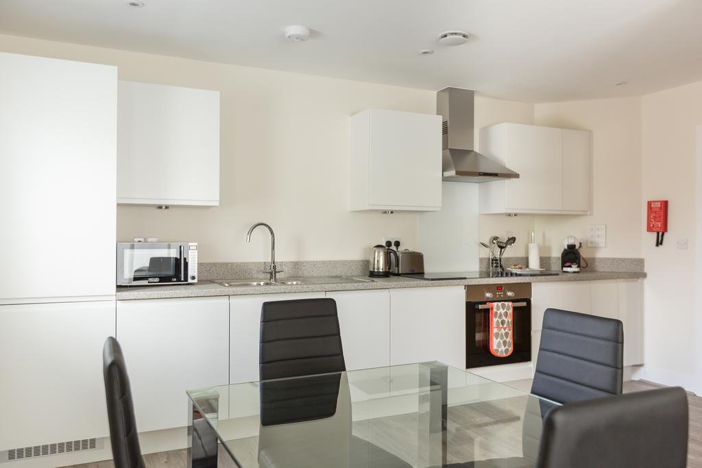 House Of Fisher- Solstice House Apartments Farnborough (Hampshire) Exterior foto
